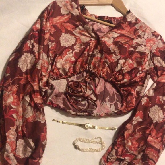 ZARA FLORAL CROP TOP - Picture 1 of 1